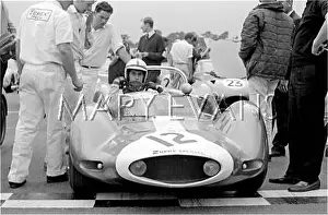 Purebred: Motor racing Brands Hatch