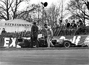 Gp Archive Collection: Motor racing Brands Hatch, England