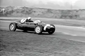 Maestro: Motor racing Goodwood, England
