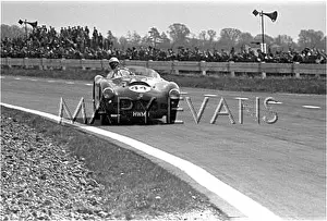 Abecassis: Motor racing Goodwood, England