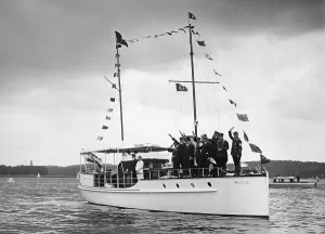 Regatta: Motorboat regatta on Lake Templin, 1933