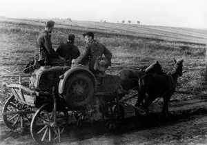 Sidecar: Motorcycle sidecar on a cart on the Eastern Front, 1941