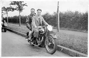 Motorcycling: MOTORCYCLING 1930S