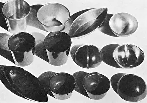 Russe: Moulding of Chocolate Bases