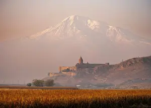 Builder: Mount Ararat and Khor Virap monastery, Armenia