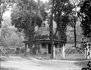 Mascal: Mount Mascal Lodge, North Cray Road