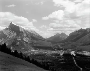 Banff: Mount Rundle Banff National Park