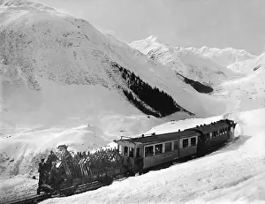 Extra: Mountain railway in Switzerland, 1930