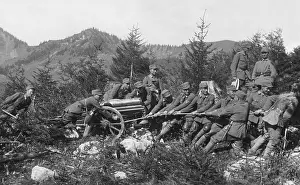 Gebirgsjaeger: Mountain troops during an exercise in the mountains