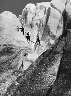 Pickaxe: Mountaineers around 1980