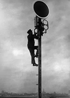 Mounting: Mounting a railroad signal in Germany, 1936