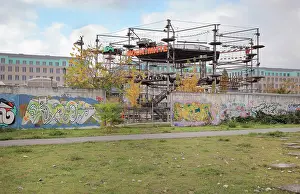 Nordbahnhof: Mountmitte, Nordbahnhof Park, Berlin, Germany