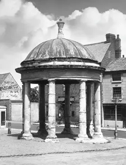 Danvers: MOUNTSORREL MARKET CROSS