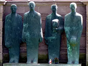 Renovations: Mourning figures German War Cemetery Langemarck