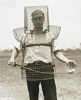 Courses: Mouse-trap armor for caddies - here is the newest safety dev