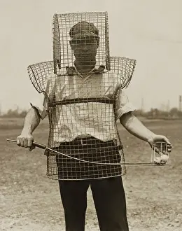 Caddies: Mouse-trap armor is the newest safety device seen
