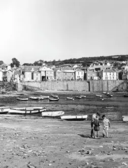 Mousehole: MOUSEHOLE HARBOUR