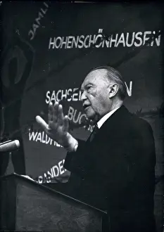 Indicating: Movements - Organizations