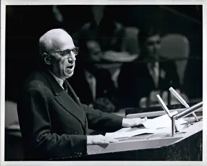 Fouad: Movements - Organizations