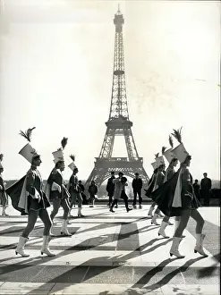 Chaillot: Movements - Organizations