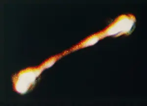 Hessdalen: Moving UFO in the night sky over Hessdalen, Norway