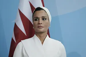 Bint: Mozah Bint Nasser Al Missned
