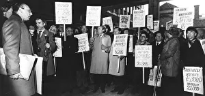 Statistics: MPs protesting about housing cuts