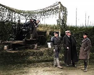 Sassoon: Mr Balfour visiting howitzer on Western Front, WW1