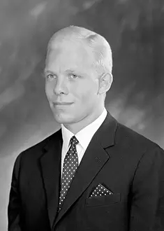 Klaus: Mr Klaus Jaspersen