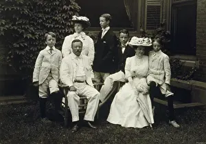 C1907: Mr. and Mrs. Theodore Roosevelt and children
