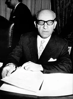 Institut: Mr. Paolo Baffi