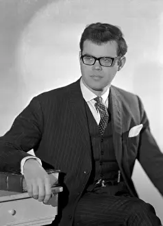 Hays: Mr Robin Hays
