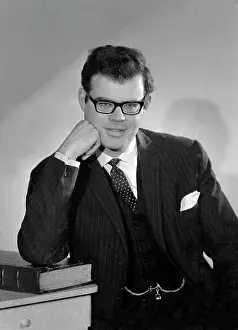 Hays: Mr Robin Hays