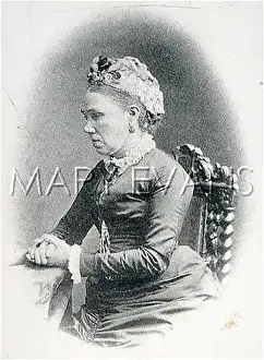 Everitt: MRS EVERITT, MEDIUM