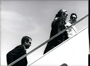 Teheran: Mrs Niarchos, formerly Charlotte Ford, in Nice