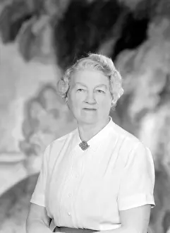 Query: Mrs Query