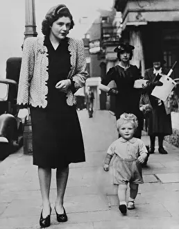 Rs3wn: Mrs. Randolph Churchill (left) walking on