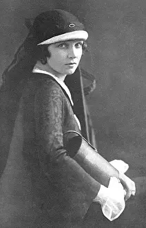 Widowhood: Mrs Vernon Castle