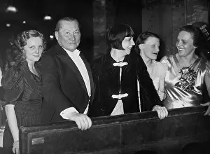 Wegener: Mrs. Wegener, Paul Wegener, Asta Nielsen, Inge List and Leop