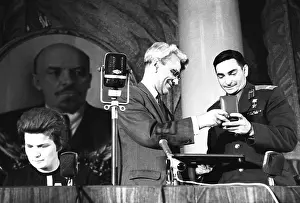Keldysh: Mstislav Keldysh and Valery Bykovsky, 1963