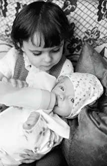 Helps: Multi-child family