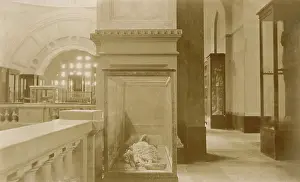 Exhibit: Mummified body exhibited in the Egyptian Museum, Cairo