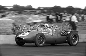 Gino: Munaron in Cooper, Silverstone, England
