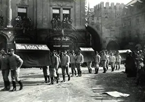 Coffins: Munich carnival parade, around the 1930s