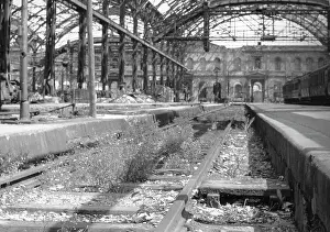 Clearance: The Munich Main Station after the end of the war, 1945