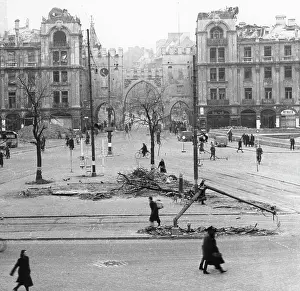 Stachus: The Munich Stachus, 1945