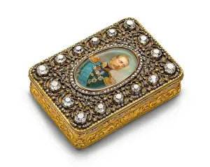 Carat: Murchison Snuff Box
