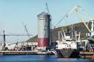 Terminal: Murmansk seaport, 1999