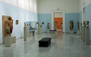 Gleaming: Museum of Fine Arts, Budapest, Hungary