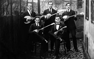 Mandolins: Musicians - mandolins - musical instruments